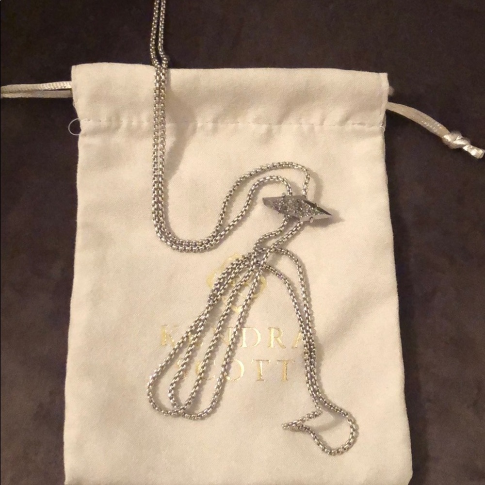 adjustable statement necklace - Picture 1 of 4
